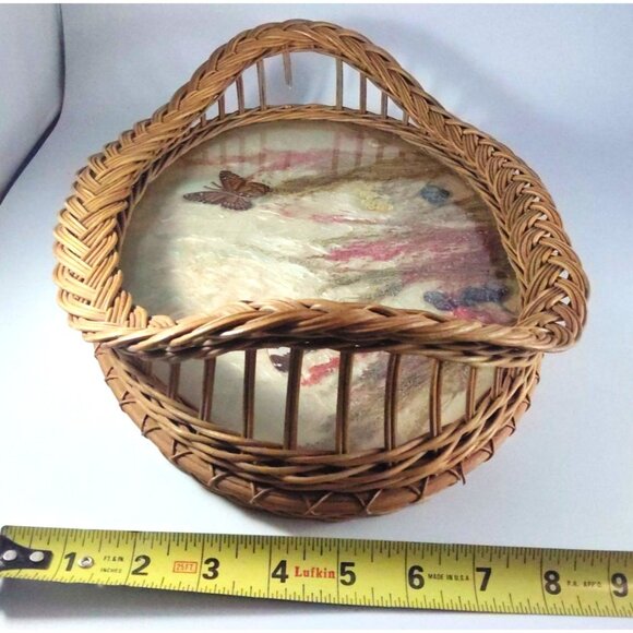 Vintage Wicker Serving Tray W/Floral & Butterfly Design-Piece Broken Near Handle - Picture 8 of 9